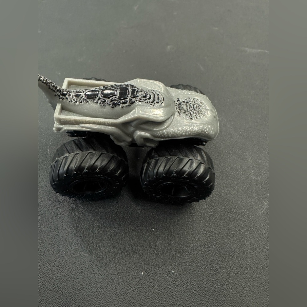 MEGA WREX 2021 Hot Wheels Mini-Monster Trucks Mattel Toys. Age3 -Plastic- - Picture 3 of 5